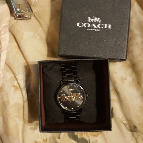 Coach watch - Picture 3 of 3